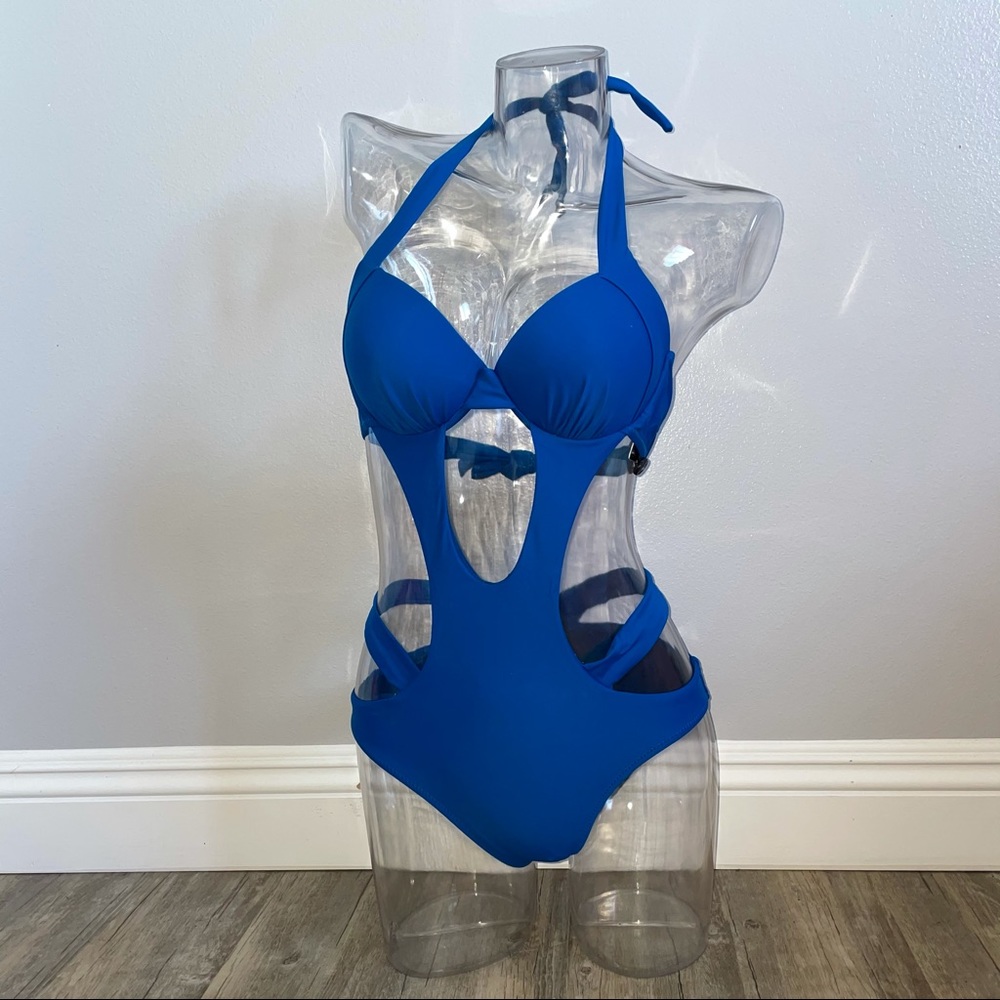 ONE PIECE SWIMSUIT